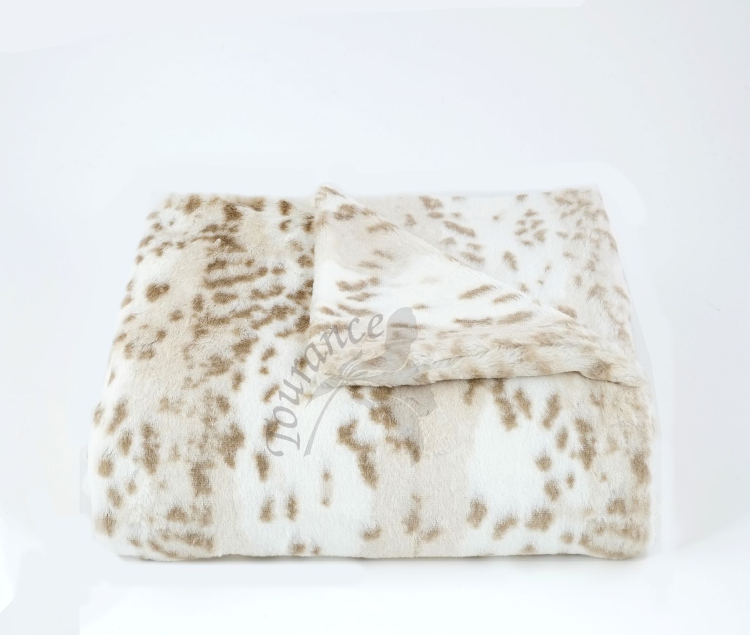 Snow leopard fur discount throw