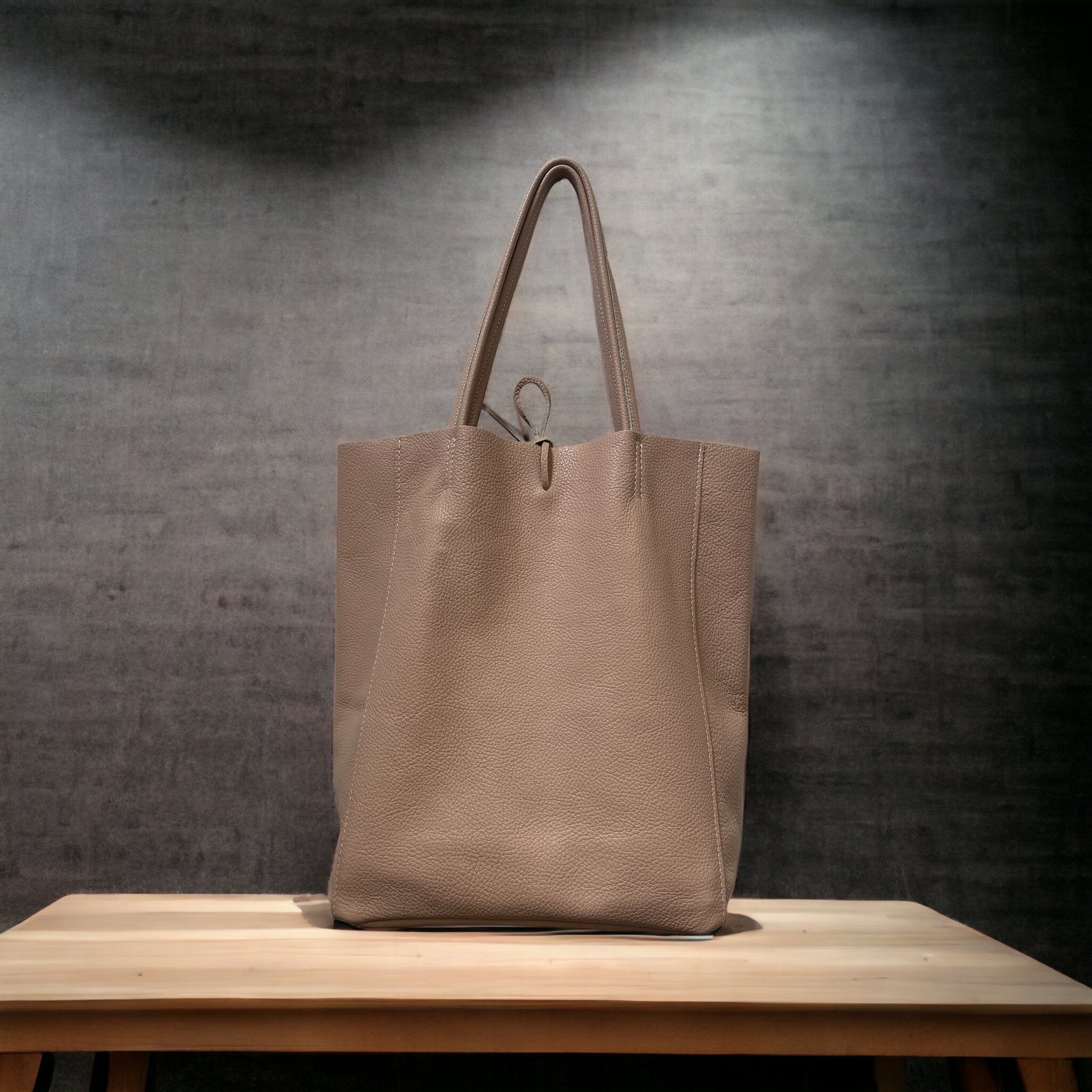 Pebble leather tote bag sale